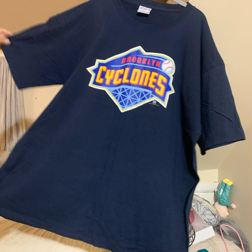 Brand New 2000 Brooklyn Cyclones Shirt XL